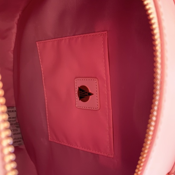 Shane Dawson Pink Pig Backpack Bag - Picture 7 of 7